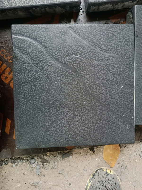 Gạch vỉa hè giả đá vân mây KT: 40x40 màu xanh đen - Gạch Bắc Việt - Công Ty Cổ Phần Tư Vấn Và Xây Dựng Hạ Tầng Kỹ Thuật Bắc Việt